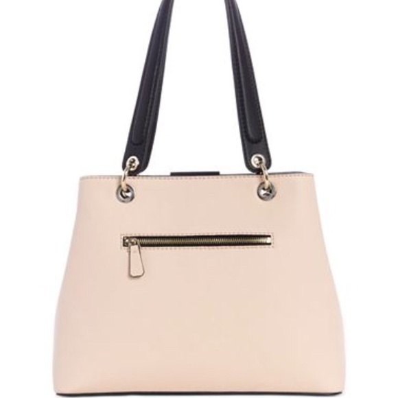 Guess Bags Nwt Guess Kamryn Shoulder Bag Poshmark